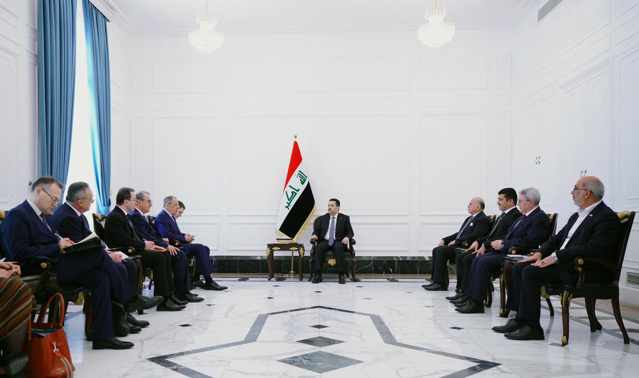 السوداني يؤكد لوزير الخارجية الروسي حرص العراق على إدامة العلاقات مع الأصدقاء