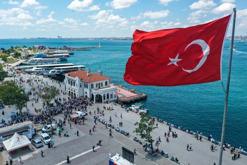 تركيا تزيد رسوم المرور عبر مضائق البحر الأسود