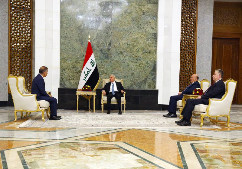 رئيس الجمهورية: سياسة العراق الخارجية مبنية على الاحترام المتبادل واعتماد الحوار