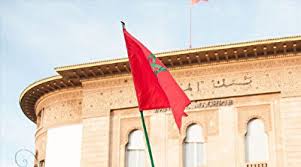 المركزي المغربي يرفع الفائدة إلى 2 بالمئة لكبح التضخم