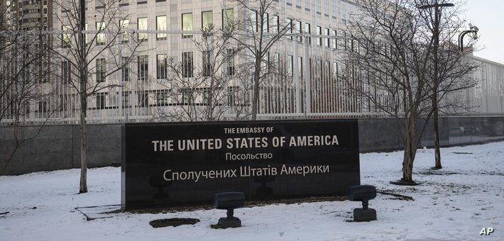الولايات المتحدة تدرس إرسال قوات خاصة لحراسة سفارتها في كييف